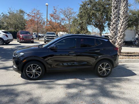 Certified 2020 Buick Encore GX Select w/ Advanced Technology Package image 3