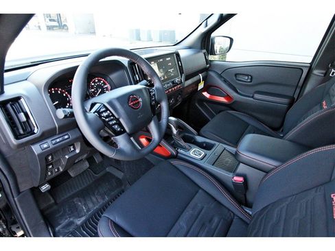 New 2026 Nissan Frontier PRO-4X w/ Pro-4x Convenience Package image 12