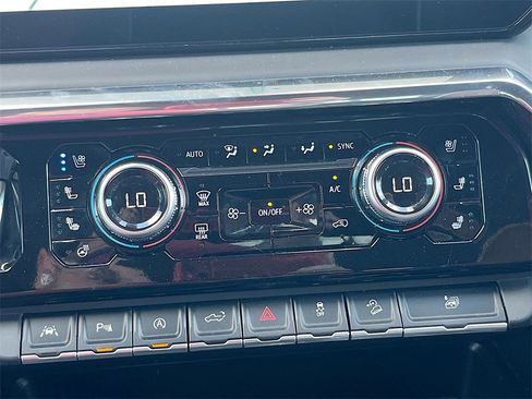 Used 2024 GMC Sierra 1500 Denali Ultimate image 16