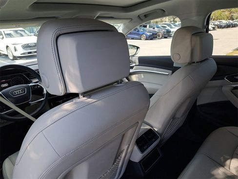 Certified 2024 Audi Q8 e-tron Premium Plus w/ Premium Plus Package image 25