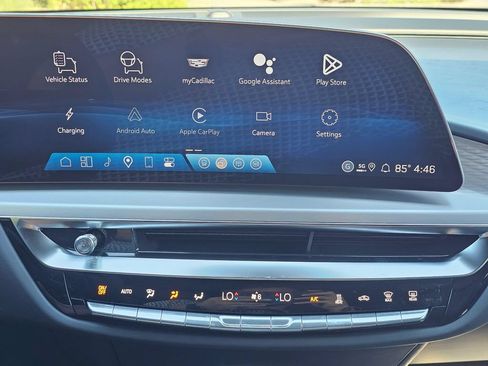 New 2026 Cadillac Lyriq Sport AWD/4WD image 28