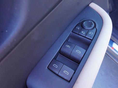 New 2026 Buick Enclave Preferred w/ Power Package FWD image 16