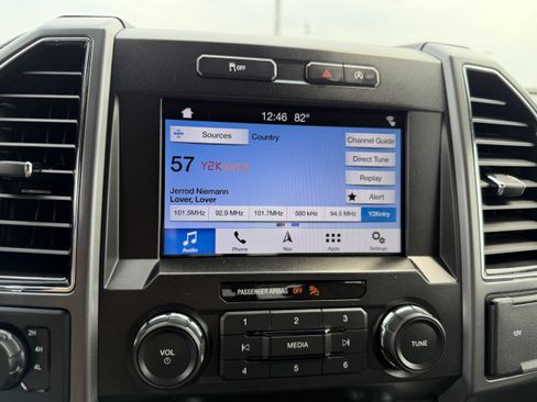 Used 2019 Ford F150 XLT w/ Equipment Group 302A Luxury AWD/4WD image 31