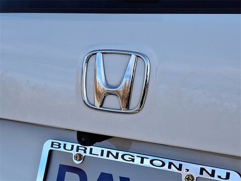 Certified 2022 Honda Pilot Touring image 32