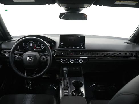 Used 2024 Honda Civic Sport image 8