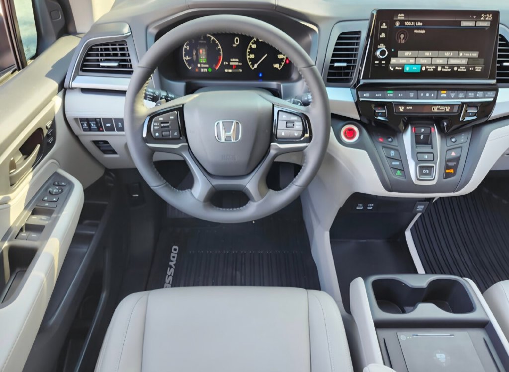 New 2027 Honda Odyssey EX-L image 7