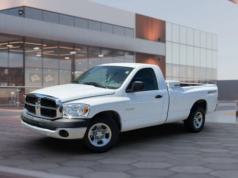 Used 2008 Dodge Ram 1500 Truck ST RWD image 2