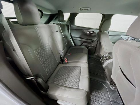 Used 2020 Chevrolet Blazer LT image 28