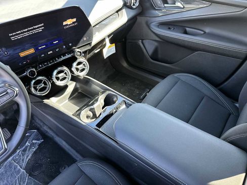 New 2026 Chevrolet Blazer EV LT image 21