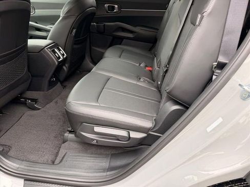 New 2026 Kia Sorento EX image 11