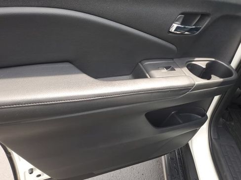 Used 2018 Honda Pilot Touring image 16