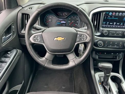 Used 2018 Chevrolet Colorado LT RWD image 16