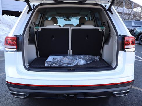 New 2026 Volkswagen Atlas SE image 5