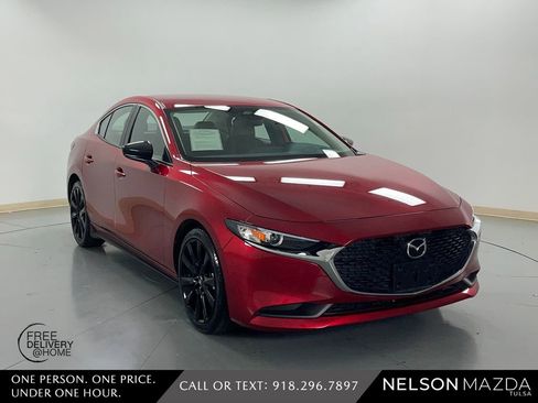 Used 2024 MAZDA MAZDA3 s image 4