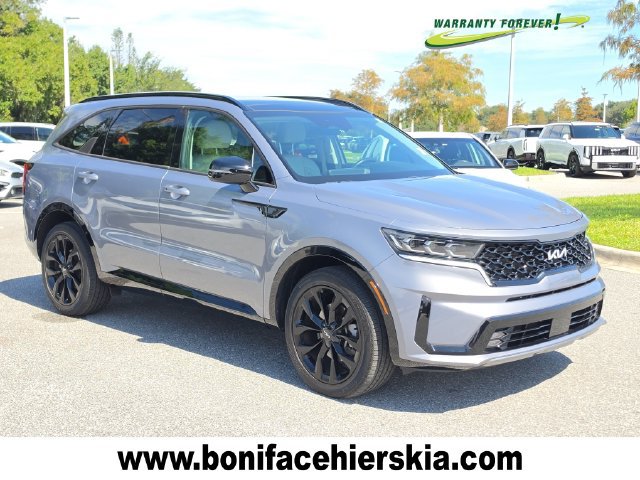 Certified 2023 Kia Sorento SX FWD image 1