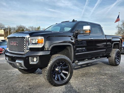 Used 2016 GMC Sierra 2500 Denali w/ Duramax Plus Package image 1