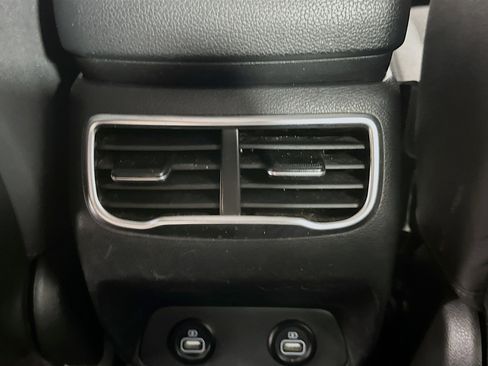 Used 2023 Hyundai Santa Fe SEL image 28