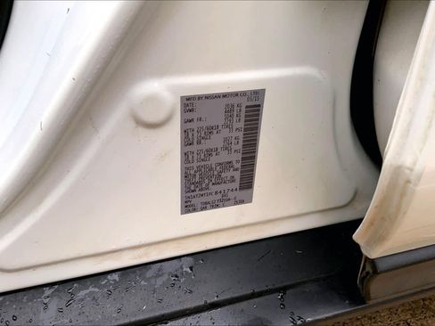 Used 2015 Nissan Rogue SL w/ SL Premium Package image 34