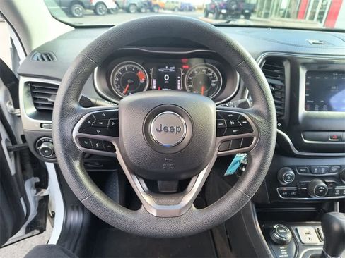 Used 2019 Jeep Cherokee Latitude w/ Popular Appearance Group image 14
