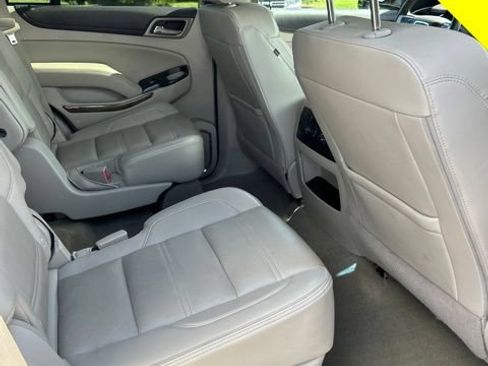 Used 2017 GMC Yukon Denali AWD/4WD image 7