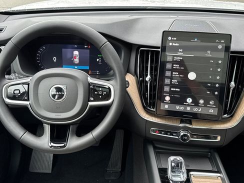 New 2026 Volvo XC60 T8 Plus AWD/4WD image 14