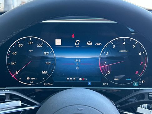 Used 2025 Mercedes-Benz E 350 Sedan image 29