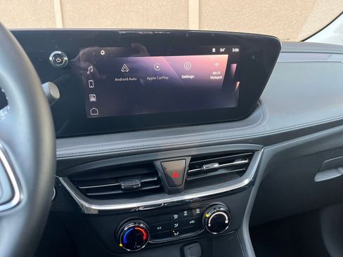 Used 2025 Buick Encore GX Preferred image 21