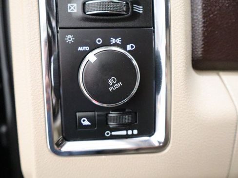 Used 2015 RAM 2500 Laramie w/ Convenience Group AWD/4WD image 35