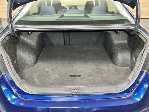 Used 2020 Nissan Altima 2.5 S FWD image 19