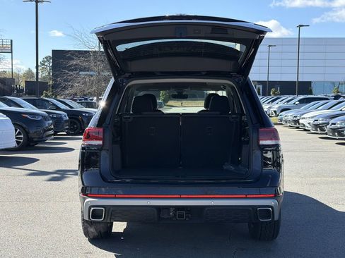 New 2026 Volkswagen Atlas Peak Edition AWD/4WD image 16