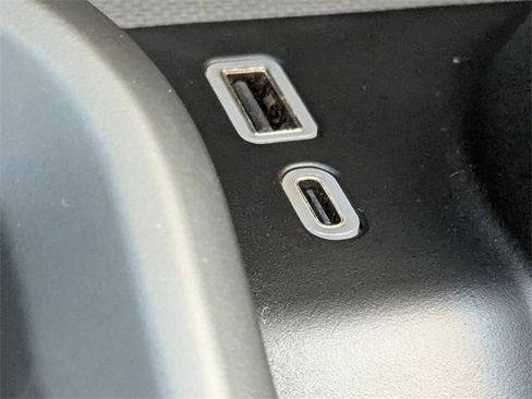 Used 2024 GMC Sierra 2500 AT4X w/ AT4X AEV Edition image 23