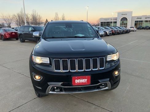 Used 2015 Jeep Grand Cherokee Overland w/ Advanced Technology Group image 2