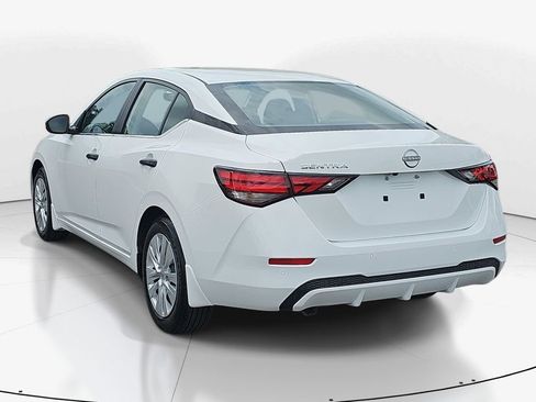 Used 2025 Nissan Sentra S FWD image 8