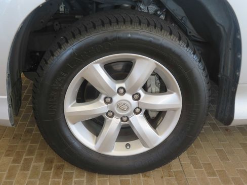 Used 2017 Lexus GX 460 w/ Navigation Package image 7