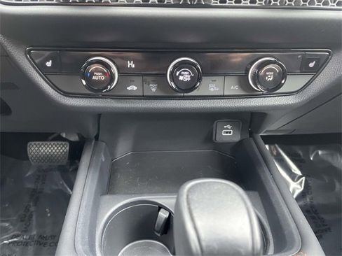 Used 2023 Honda HR-V Sport image 20