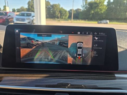 Used 2020 BMW M550i xDrive w/ Premium Package AWD/4WD image 14