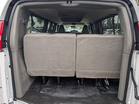 Used 2023 GMC Savana 3500 LS w/ Chrome Appearance Package image 13