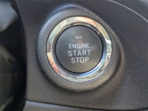 Used 2023 Subaru Ascent Premium w/ Convenience Package image 36