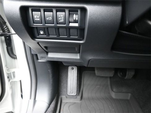 New 2025 Subaru Forester Premium image 16