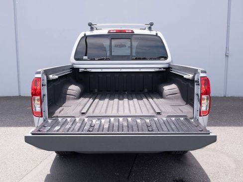 Used 2019 Nissan Frontier S AWD/4WD image 22