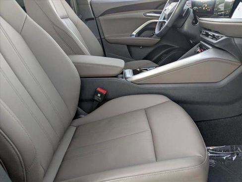 Certified 2025 Audi Q5 Premium w/ Convenience Package image 19