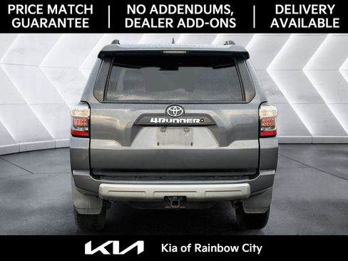 Used 2021 Toyota 4Runner TRD Off-Road image 6