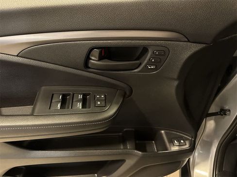 Certified 2025 Honda Passport EX-L image 22