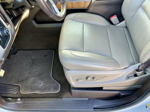 Used 2017 GMC Sierra 1500 SLT w/ SLT Premium Package image 39