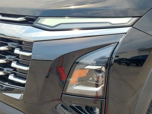 Certified 2025 Chevrolet Equinox LT w/ Safety and Technology Package FWD image 8