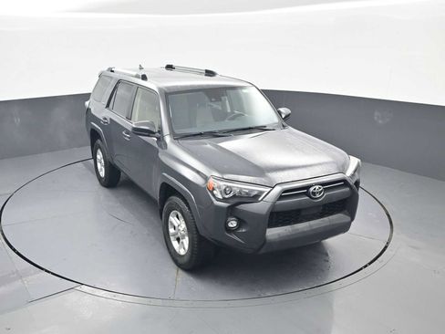 Used 2024 Toyota 4Runner SR5 image 31