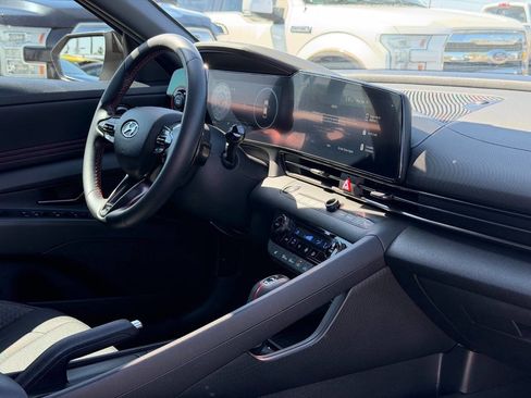 Used 2023 Hyundai Elantra N Line image 31