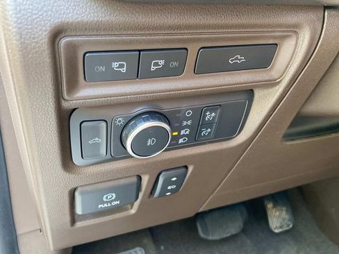 Used 2022 Ford F150 King Ranch w/ Equipment Group 601A High AWD/4WD image 15