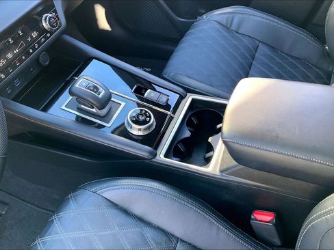 Used 2023 Mitsubishi Outlander SEL Black Edition image 16