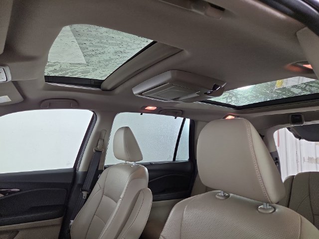 Used 2021 Honda Pilot Elite image 33